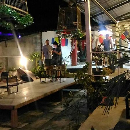 Shut Eye Party Hostel (Adults Only) Pai Exteriör bild
